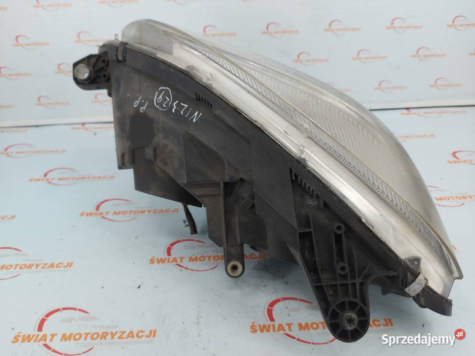MERCEDES CLC CL203 10r lampa prawa przód ANGLIK Kielce