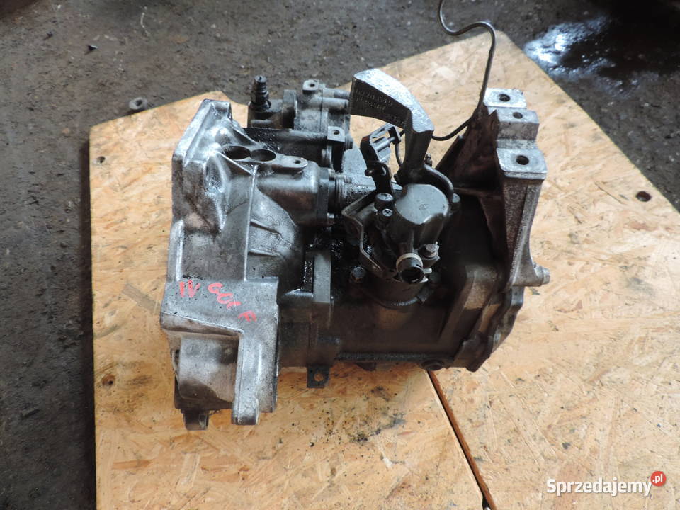 SKRZYNIA BIEGÓW EGR OCTAVIA 1 GOLF 4 19 TDI