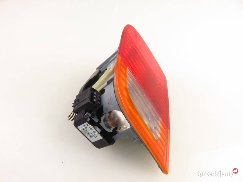 LAMPA LEWA TYLNA KLAPA BMW 3 E46 6907945 6907937
