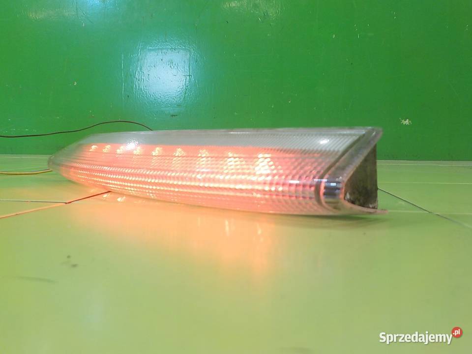 NISSAN LEAF I LIFT AUT 16r HB 5D swiatlo lampa osobowe Suków sprzedam