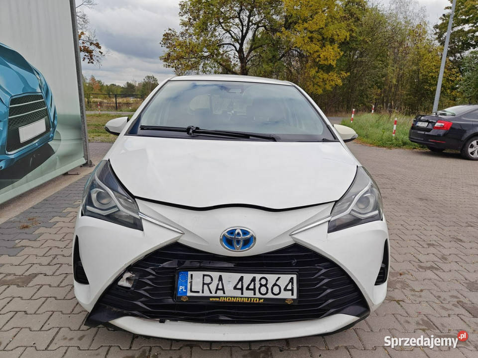 Toyota Yaris Hybryda III 20112019 automatyczna