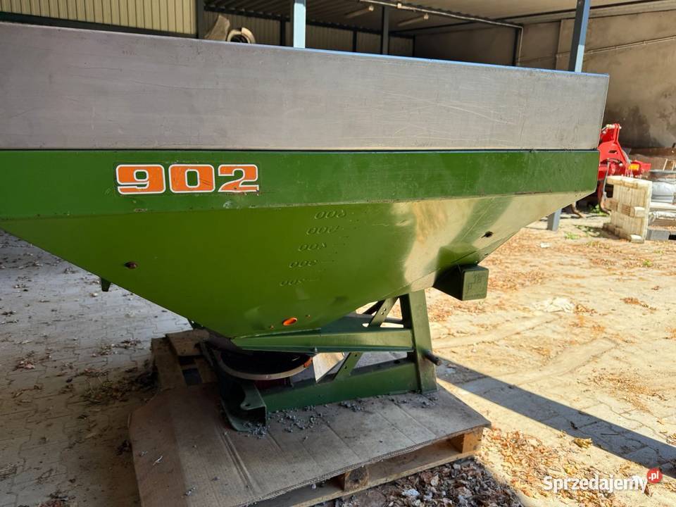 Rozsiewacz Amazone Zam 902 Stara Niedziałka sprzedam