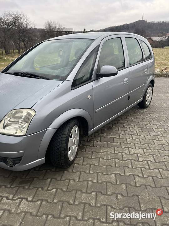 Sprzedam opla Meriva nieuszkodzony