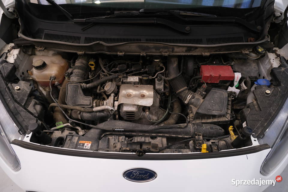 FORD TRANSIT COURIER 2018 99800 ccm 100 Warszawa