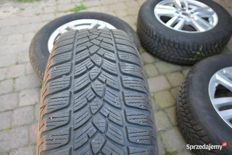 Sprzedam opony i felgi zimowe Dacia duster 2 R16 215 Jarosław