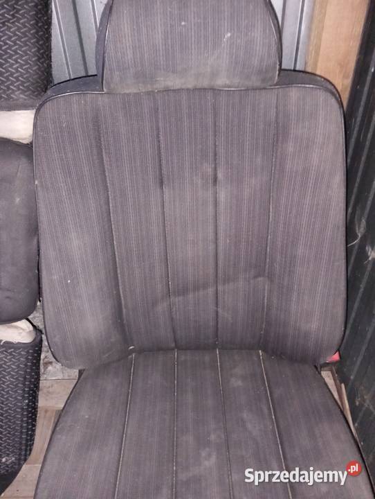 FOTEL PRAWY MERCEDES W124 CZARNA KRATKA Cieszyn