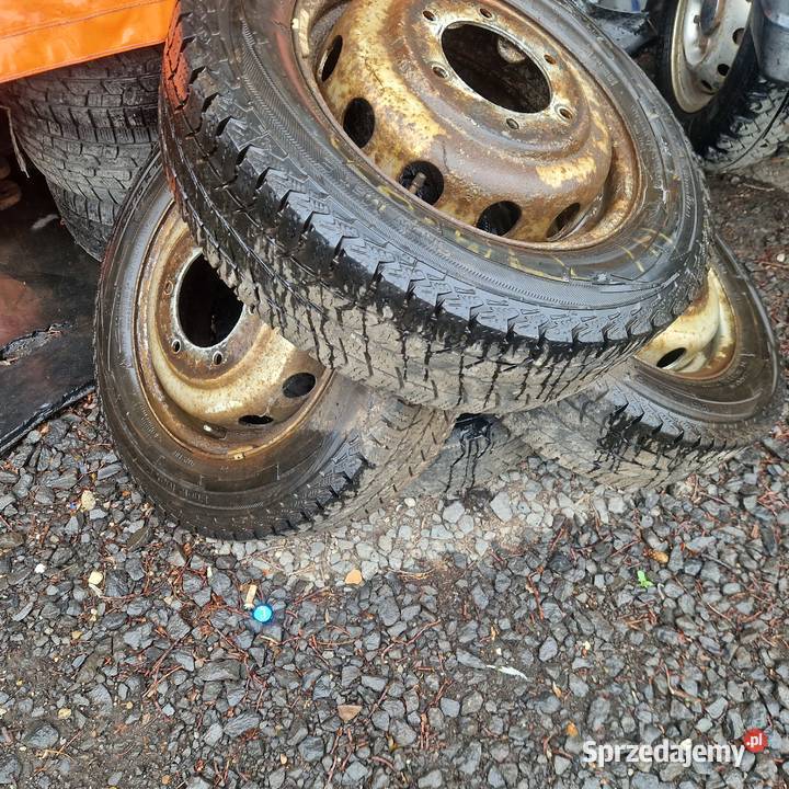 koła iveco 4 sztuki bliżniak Opony i felgi Bolesławiec