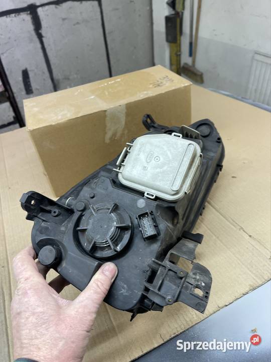 Reflektor przedni opel corsa Ruda Śląska sprzedam