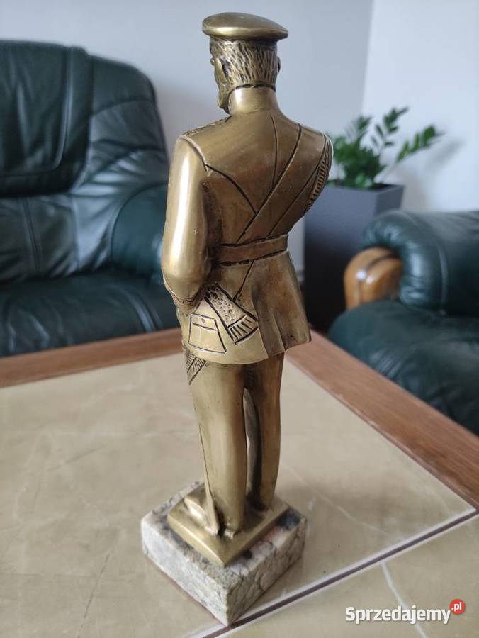 Józef Piłsudski statuetka rzeżba z brązu Janów Lubelski