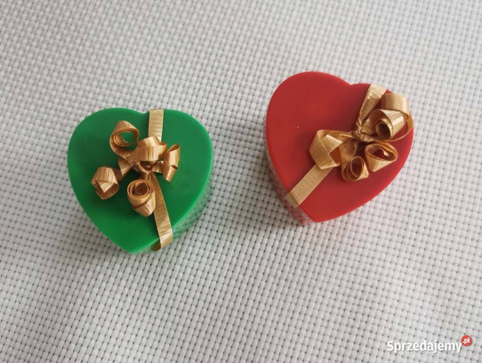 Komplet biżuterii pierścionek i kolczyki Lędziny