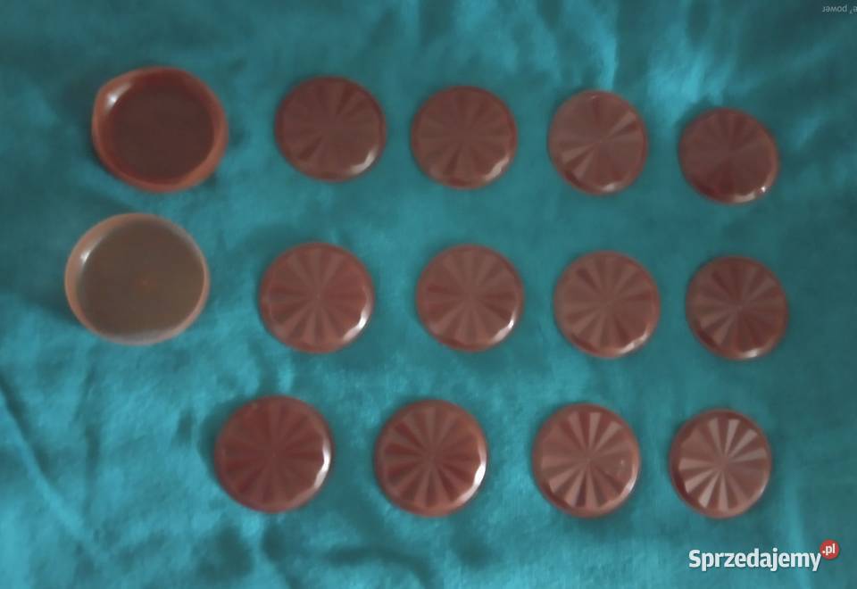 Sprzedam 12 plastikowych podstawek pod szklanki