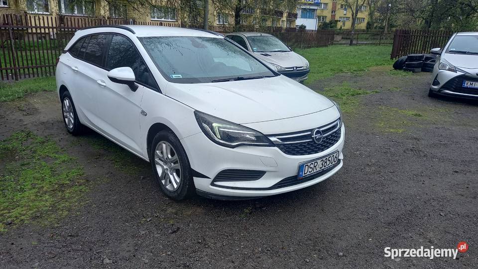 Opel Astra 14 Turbo Sports możliwa zamiana Dąbrowa Górnicza
