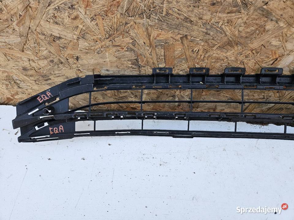 MERCEDES EQA AMG KRATKA ŚRODKOWA ZDERZAKA PRZÓD Międzychód