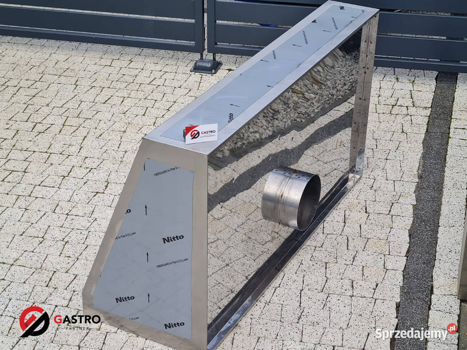 Okap skośny przyścienny o wym 1300x700x450