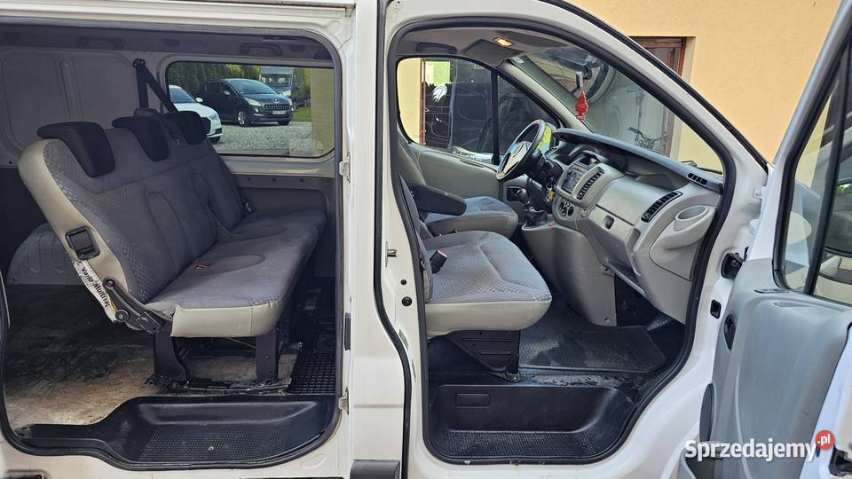 Opel Vivaro 6 os 19DTI 100 2003 Klima 6os 100KM Opel Zarszyn sprzedam