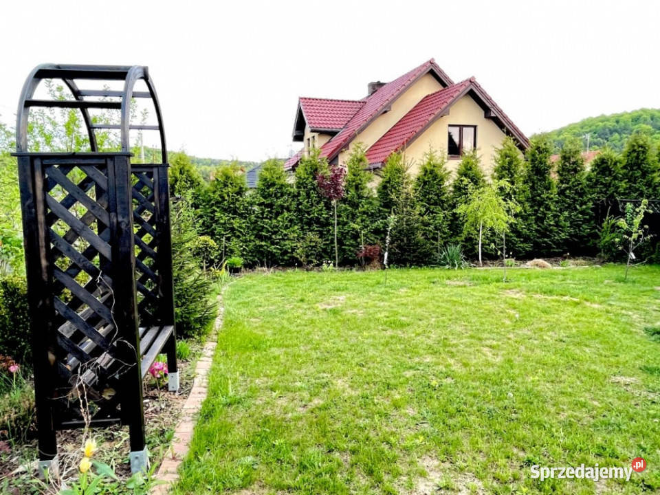 Dom który daje przestrzeń do Liczba pokoi 6 Szewce