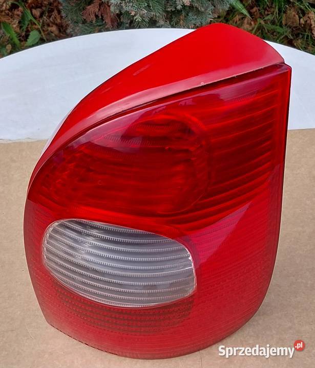 LAMPA PRAWA TYŁ TYLNA CITROEN XSARA PICASSO Mielęcin