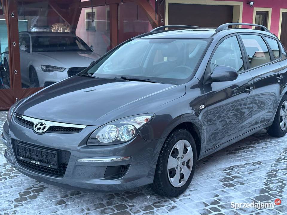 HYUNDAI i30 CW 14 Benzyna isofix podkarpackie Haczów sprzedam
