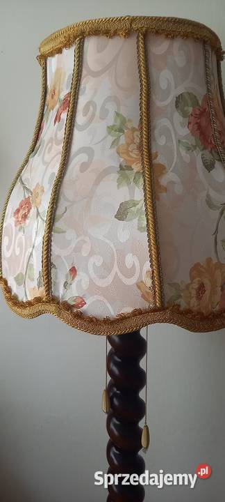 Salonowa wysoka drewniana lampa podłogowa z Skierniewice