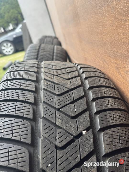 Alufelgi Audi 19 Rozstaw śrub 5x112 Opony zima Wiązownica Duża