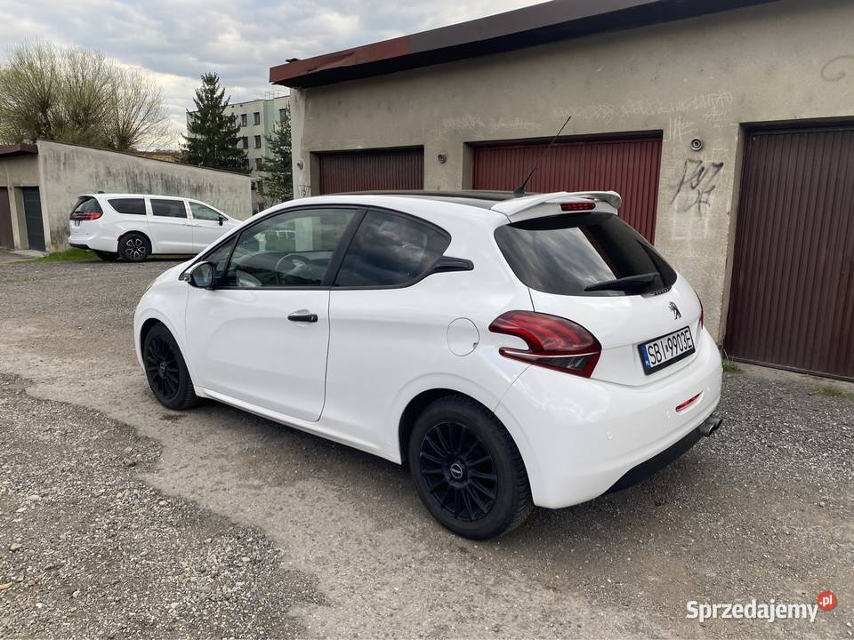 Peugeot 208 10 sport Navi Czujniki 208 Żywiec