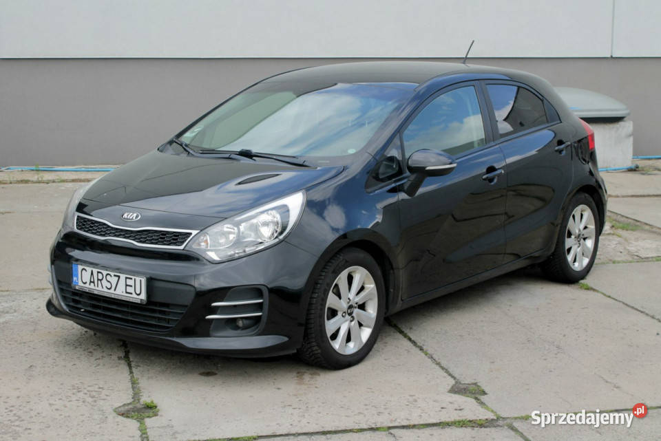 Kia Rio Podgrzewane fotele czujniki parkowania Rok produkcji 2015 Szczecin