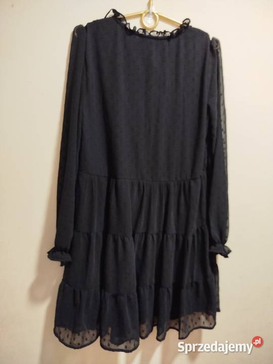 Elegancka czarna sukienka rozmiar 40 czarny Biecz