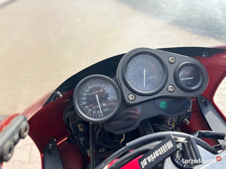 Suzuki GSXR 750