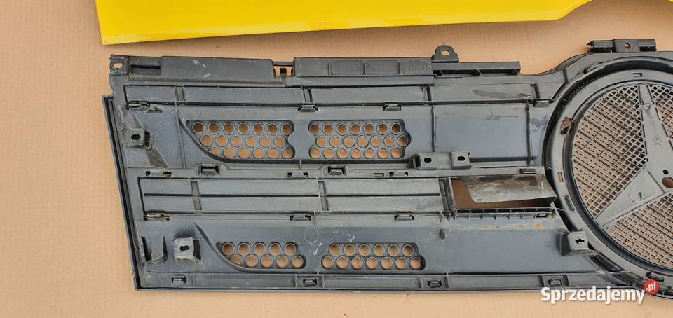 ACTROS MP4 MASKA GRILL ATRAPA PRZÓD Bieleń