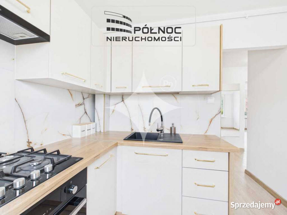 Ełk Kilińskiego 1 piętro odnowione balkon