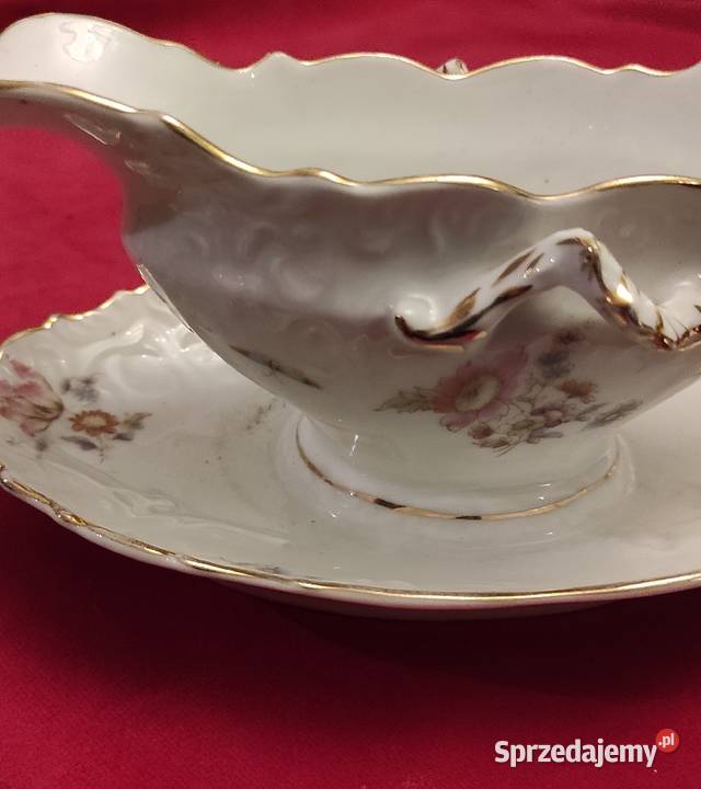 Sosjera
Styl Chippendale
Porcelana w białym Pabianice