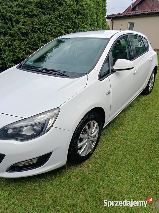 Opel Astra J 2015 16 Benzyna Astra sprzedam