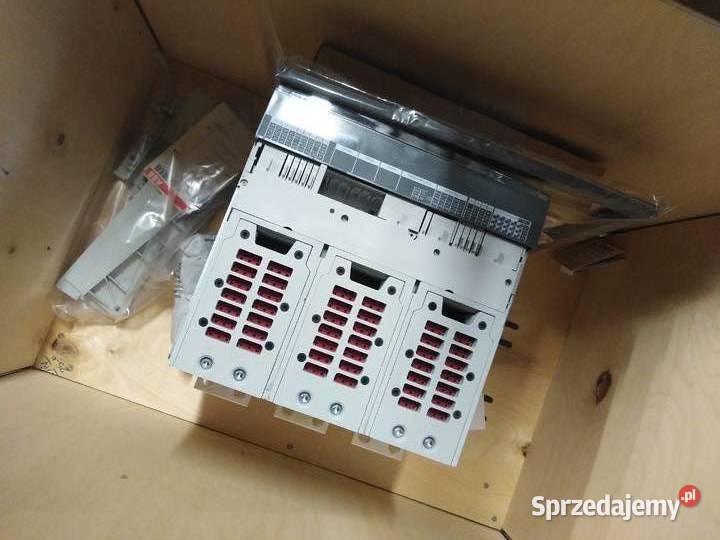 Wyłącznik stacjonarny E22SE9 1250A 3P