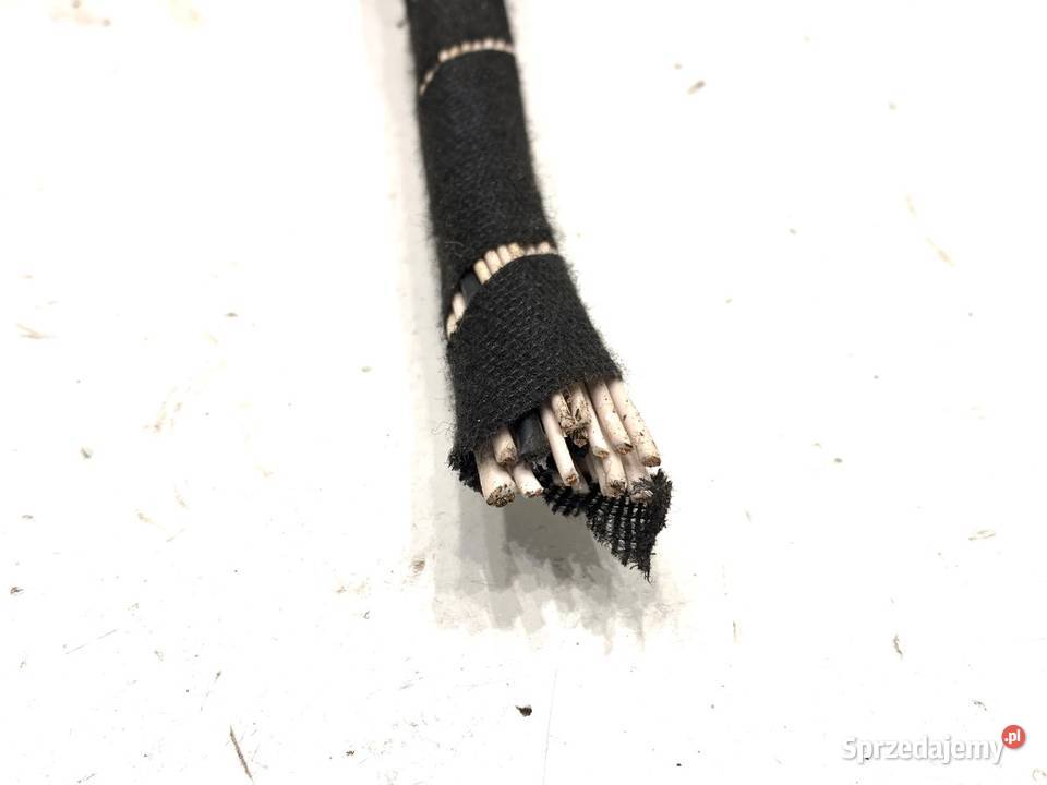 WIĄZKA KLAPY BAGAŻNIKA TYŁ SEAT ALHAMBRA II 20