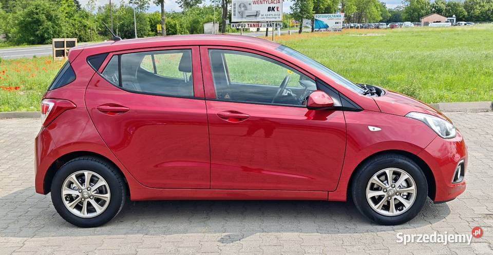 Hyundai i10 10 67 2016r Klimatyzacja Podgrzewane sprzedam