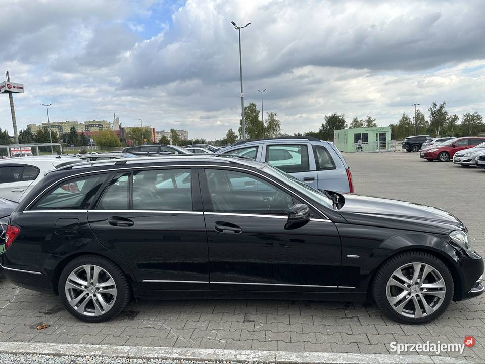 MercedesBenz W204 POLIFT 2011 22 Diesel 170 lakier metallic Lubin