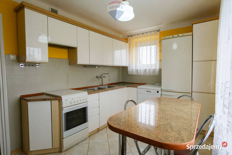 Dwa mieszkania 2 pokoje i kawalerka Byszew Kutno