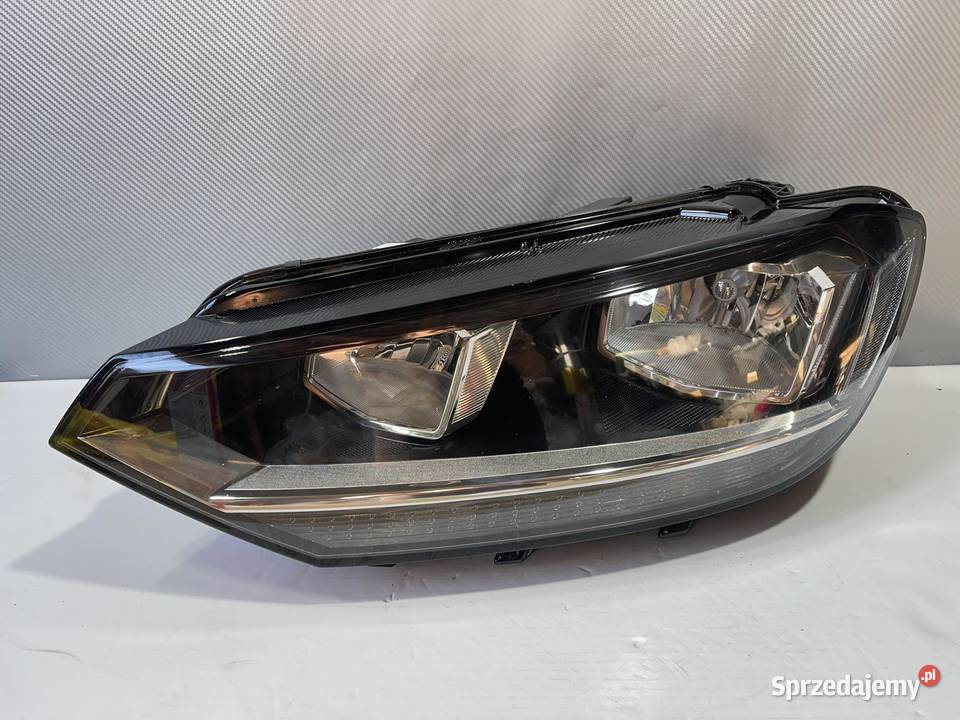 VW TOURAN 2 5T LEWA LAMPA PRZÓD