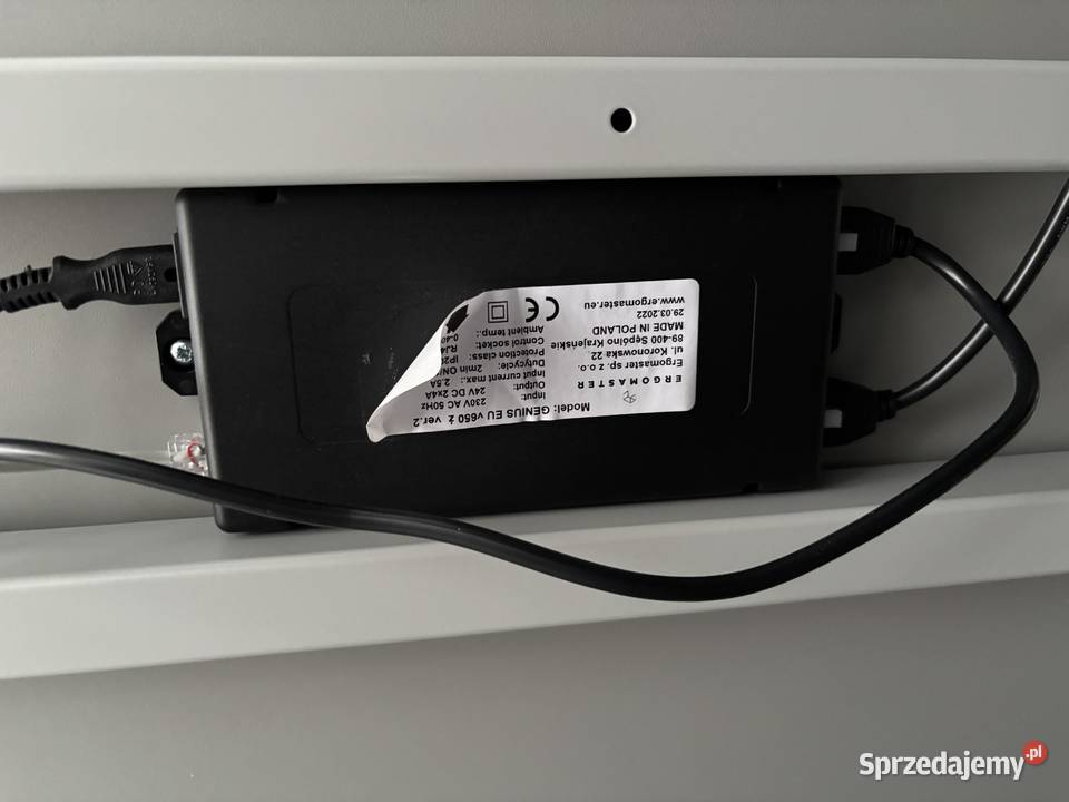 Biurko mdd prawie nowe Dwusilnikowe katalogowa Niepołomice