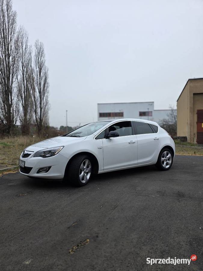 Opel Astra J 2021 14 Benz Hatchback