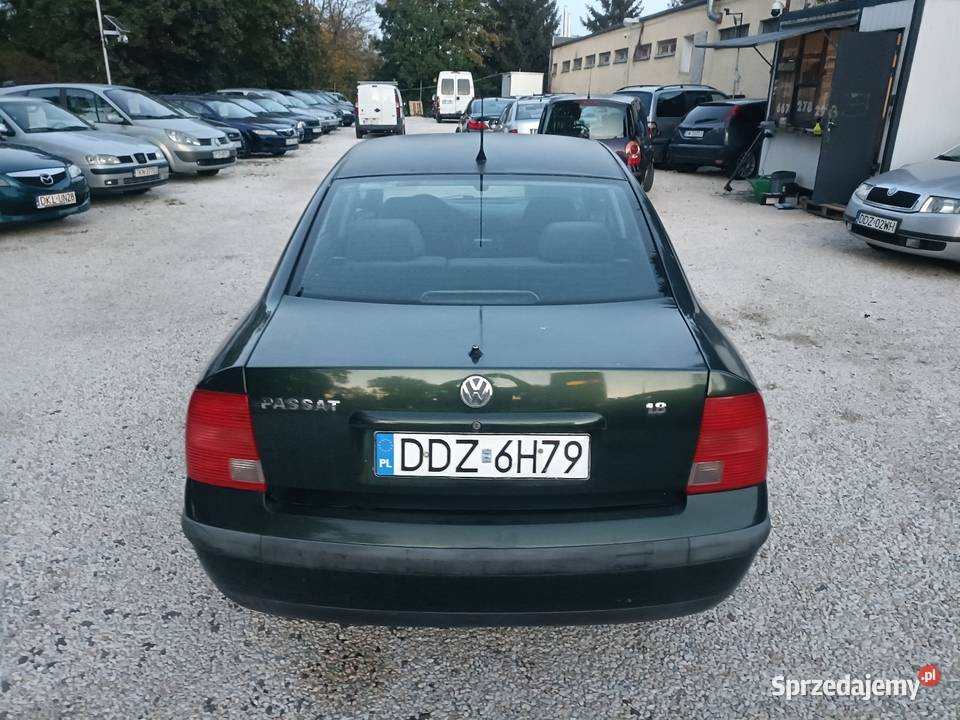 Passat B5 sedan 18 z klimatyzacją świeży Kłodzko