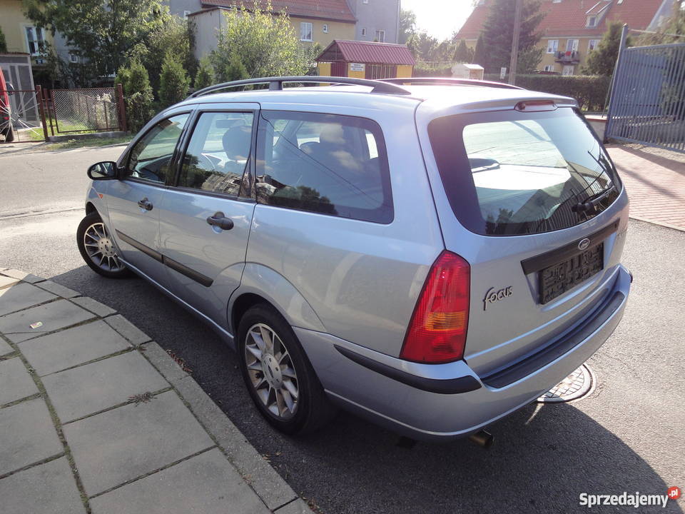 FORD FOCUS X100 KOMBI 18 BENZYNA 2004 166132km sprzedam