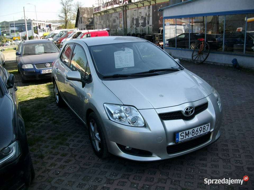 Toyota Auris stan Klimatronik 6 biegów 126 I ESP Katowice