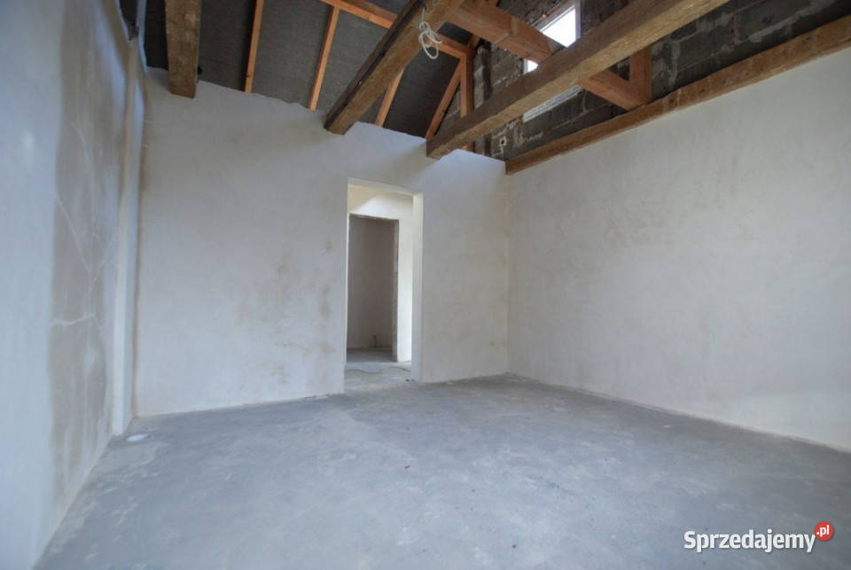 sprzedaży domu wolnostojącego 9324m2 Piekoszów