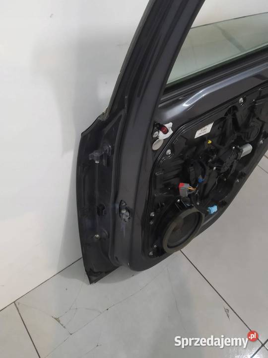 DRZWI PRAWE TYŁ 45516 Volvo V40 II 20122019