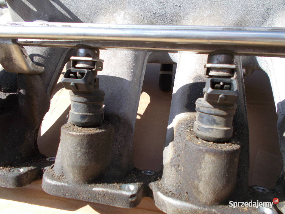 audi vw skoda 18t AGU kolektor ssący 06A133223P Zamość