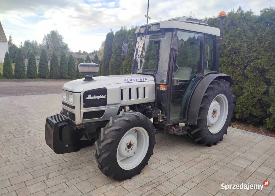 Lamborghini Plus 880F Sadowniczy Napęd 4x4