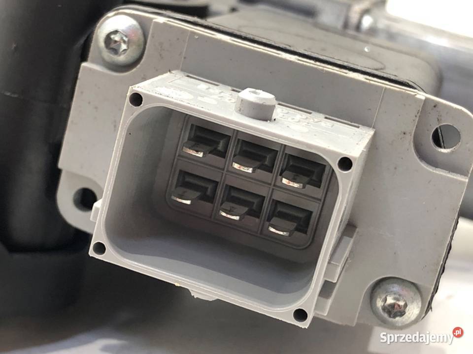 PODNOŚNIK SZYBY LEWY PRZÓD OPEL CORSA E 39161986