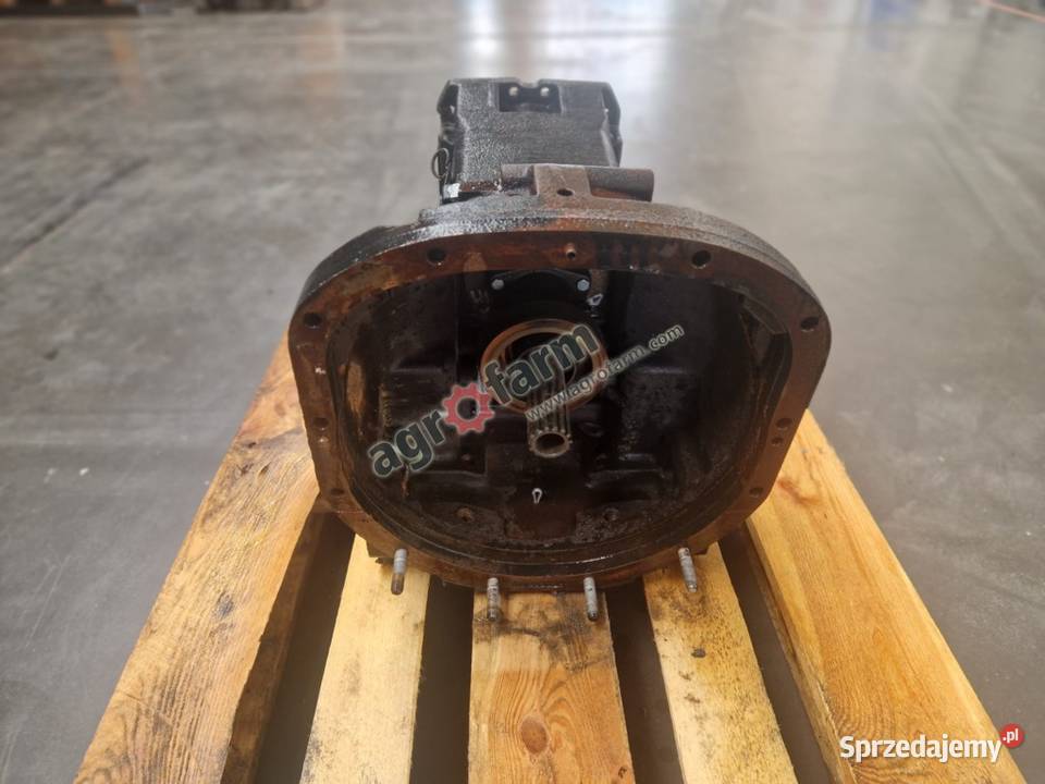 Skrzynia biegów Holland T490N T4020V TN95VA Skrzynia biegów sprzedam