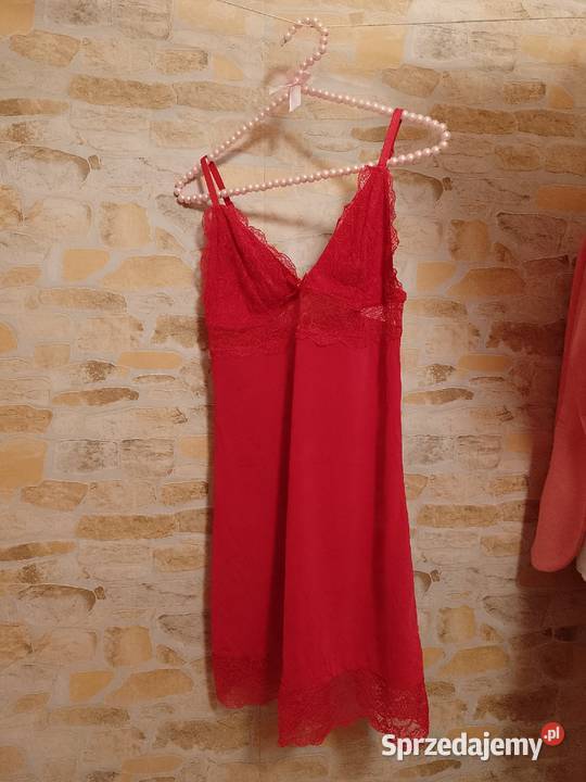 34XS Primark Czerwona halka z Londynu Kraków